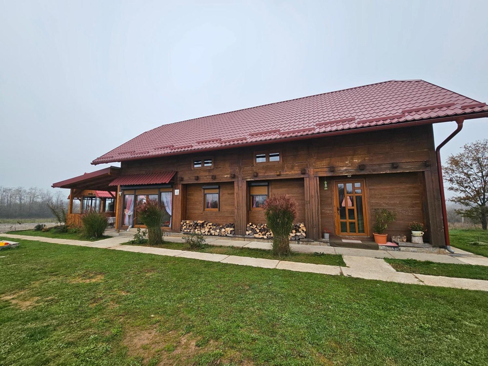 Вілла Ruralna Kuca Za Odmor Lika Lovinac  Екстер'єр фото